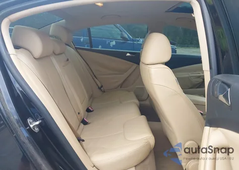 2007 Volkswagen Passat Wolfsburg Edition из США, поврежденный, VIN WVWAK73C07P140645